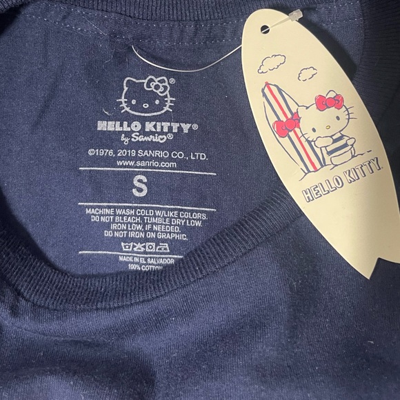 🎀Vintage RARE Hello Kitty Hawaii Maui LIMITED EDITION t-shirt - Picture 6 of 8